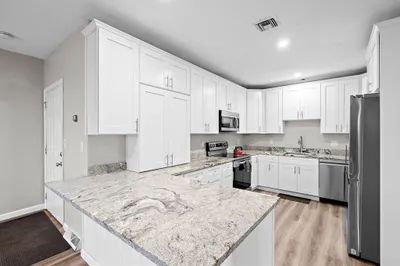 89 Beach Street #3