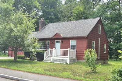 25 Rivermeadow Dr