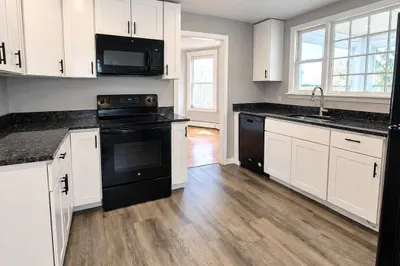 12 Lincoln St #2 1