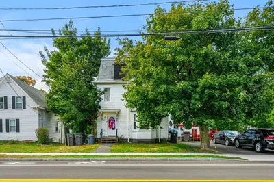 146 N Main St 1