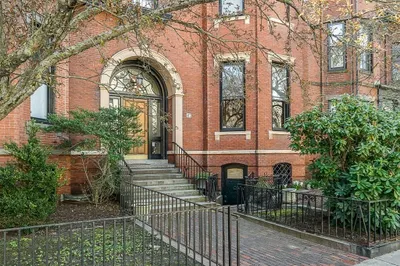417 Beacon St #1