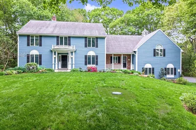 10 Benson Rd