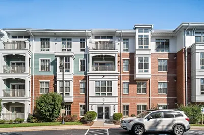 3 Repton Cir #3306 1