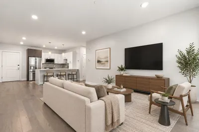 2 Cliveden Street #201E 1