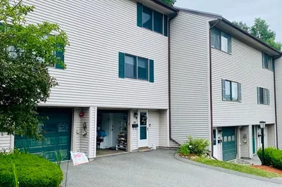44 Crestview Dr #44