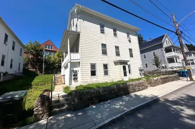 17 Granite St #1 1