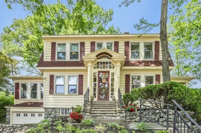 311 West Emerson St