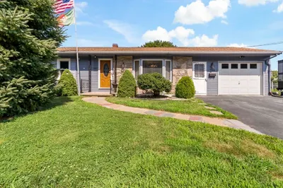 158 Almy Rd