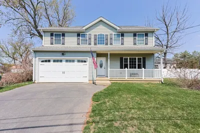 62 Polaski Ave 1