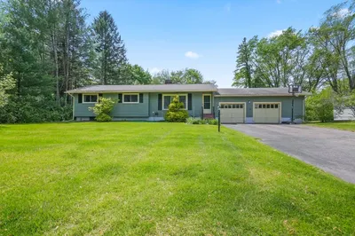 35 Snake Brook Road 1