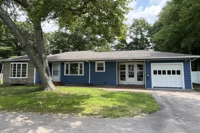 318 South Main St 1