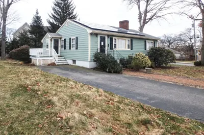 138 Tolman St 1