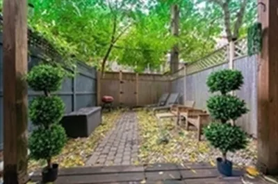 50 Montgomery St #1