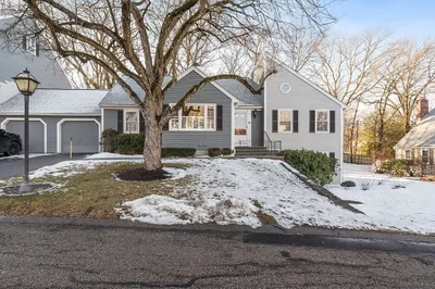 26 Fairway Cir #26