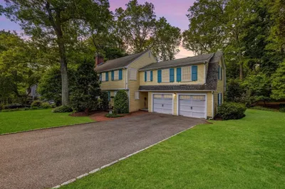 234 Lowell Rd
