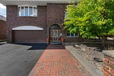 216 Forest Street 1