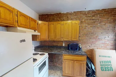 30 Academy Hill Rd #2