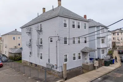 83 Jencks St 1