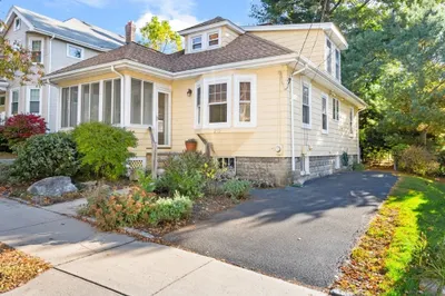 20 Thurston Road