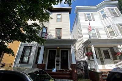 7 Hatch Street #2 1