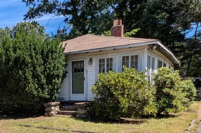 23 Pondview Ave