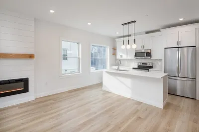 5 Oakhurst St #2