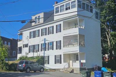 498 Lancaster St 1