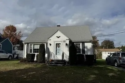 4 Benjamin Rd