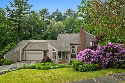 33 Thoreau Cir 1
