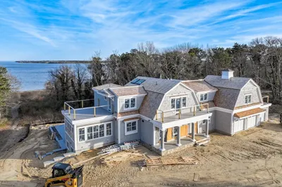 595 S Orleans Rd 1