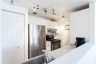 15 N Beacon St #608 1