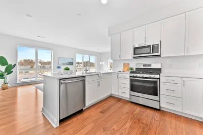 3531 Washington #327 1