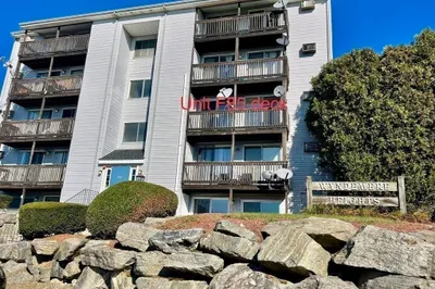 11 Gibbs St #F85 1