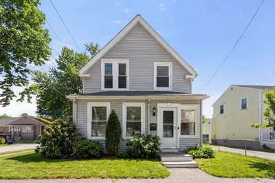 62 Maple St