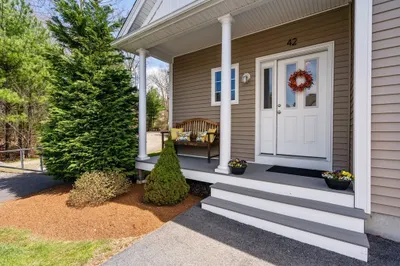 42 Leanne Way #42