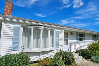 17 Murray Avenue