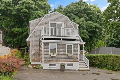 17 Bayview Rd