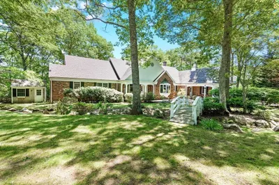 25 Mill Pond Way 1