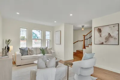 56 Riverview St 1