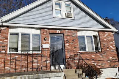 48 Marlboro St 1