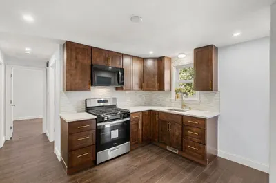 50 Bow St 1