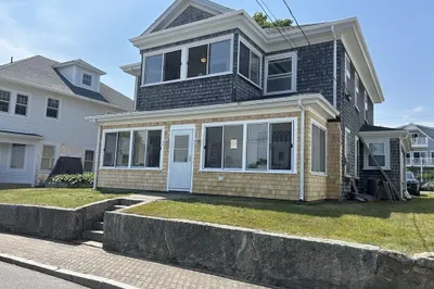 35 South Blvd 1