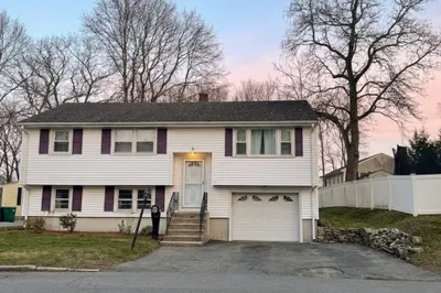 66 Harrison Ave 1