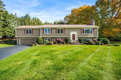 308 Pinewood Dr 1