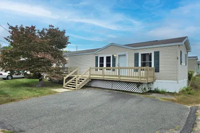 268 Palmer Rd #27 1
