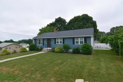 204 Manila Ave
