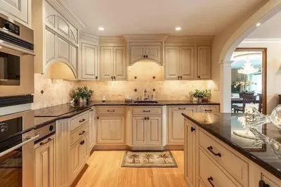 235 Winthrop Street #3302