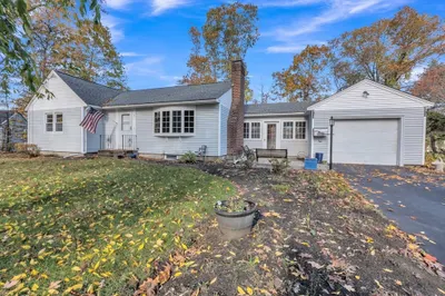 4 Taylor Road