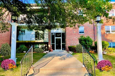 153 Milk St #20 1