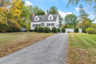 51 Arakelian Dr